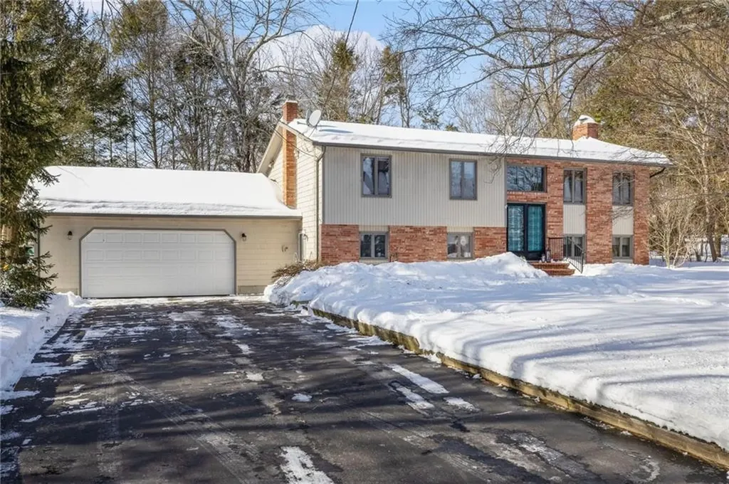 18 Orchard Avenue Smithfield RI 02828