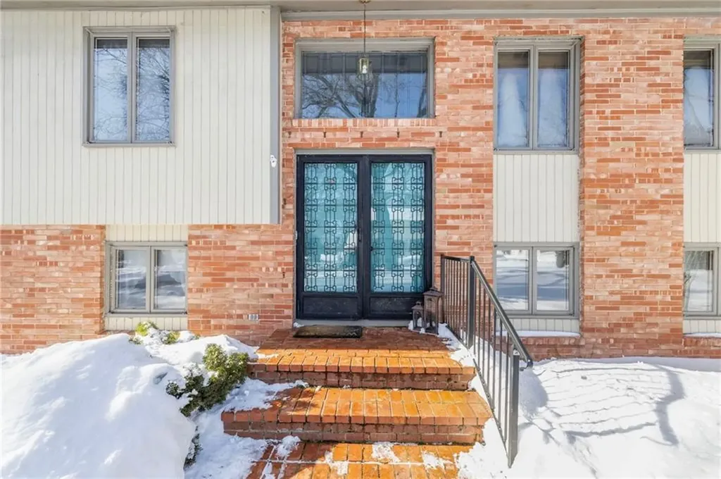 18 Orchard Avenue Smithfield RI 02828