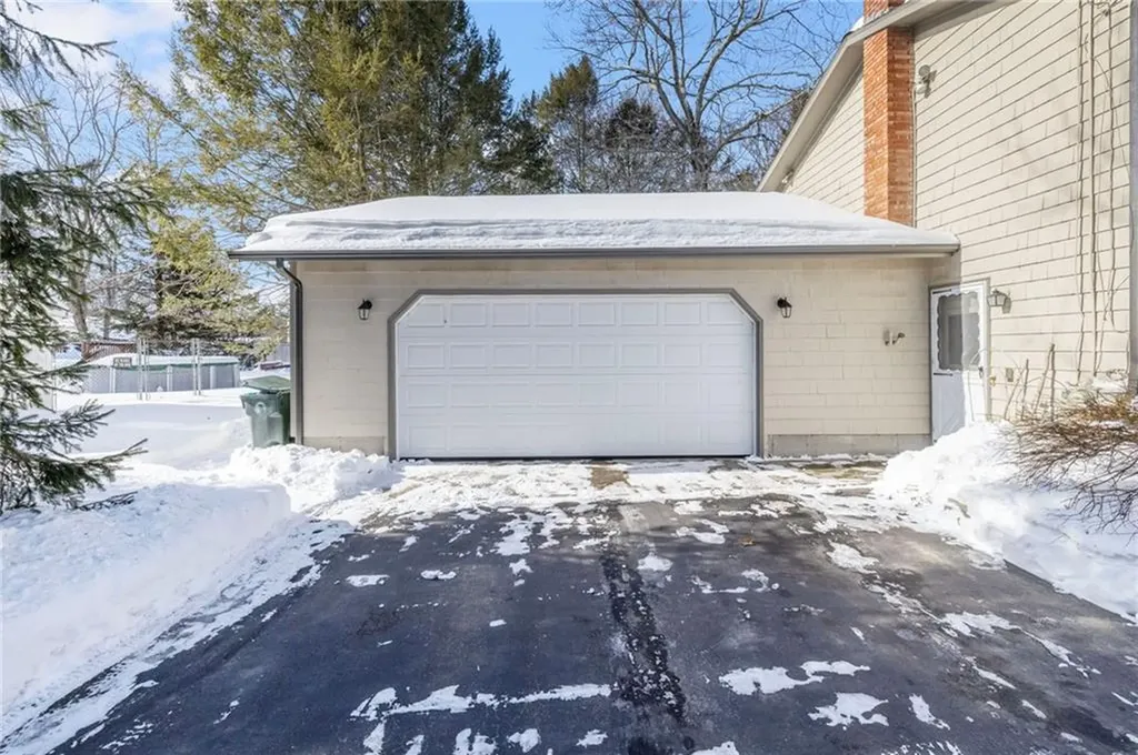 18 Orchard Avenue Smithfield RI 02828