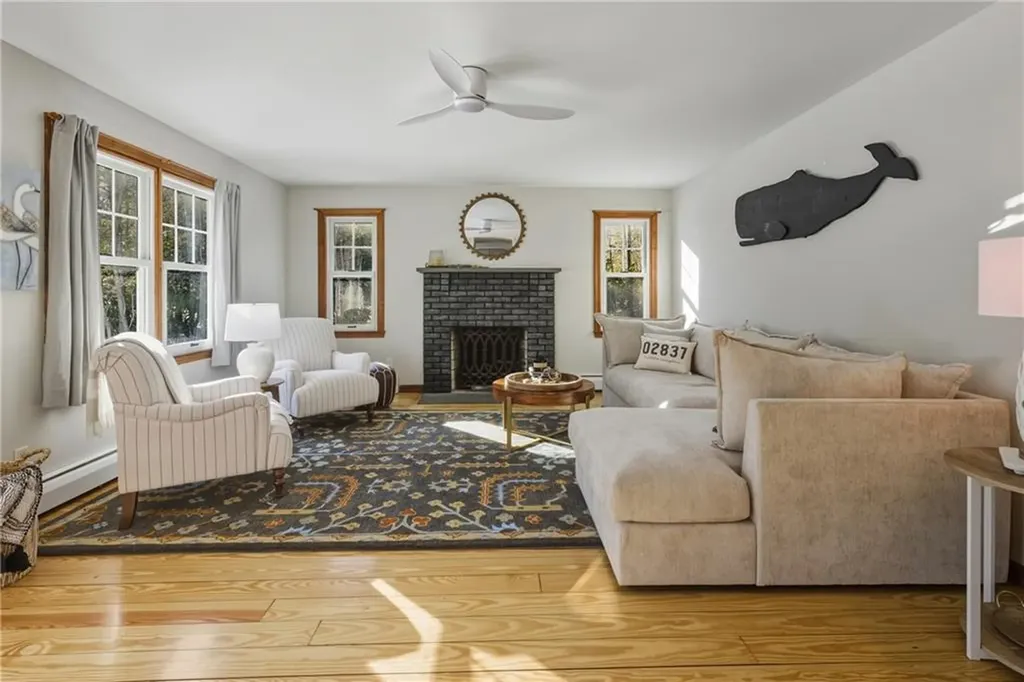 140 Long Highway Little Compton RI 02837