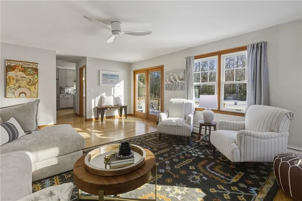 140 Long Highway Little Compton RI 02837