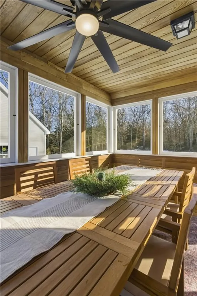 140 Long Highway Little Compton RI 02837