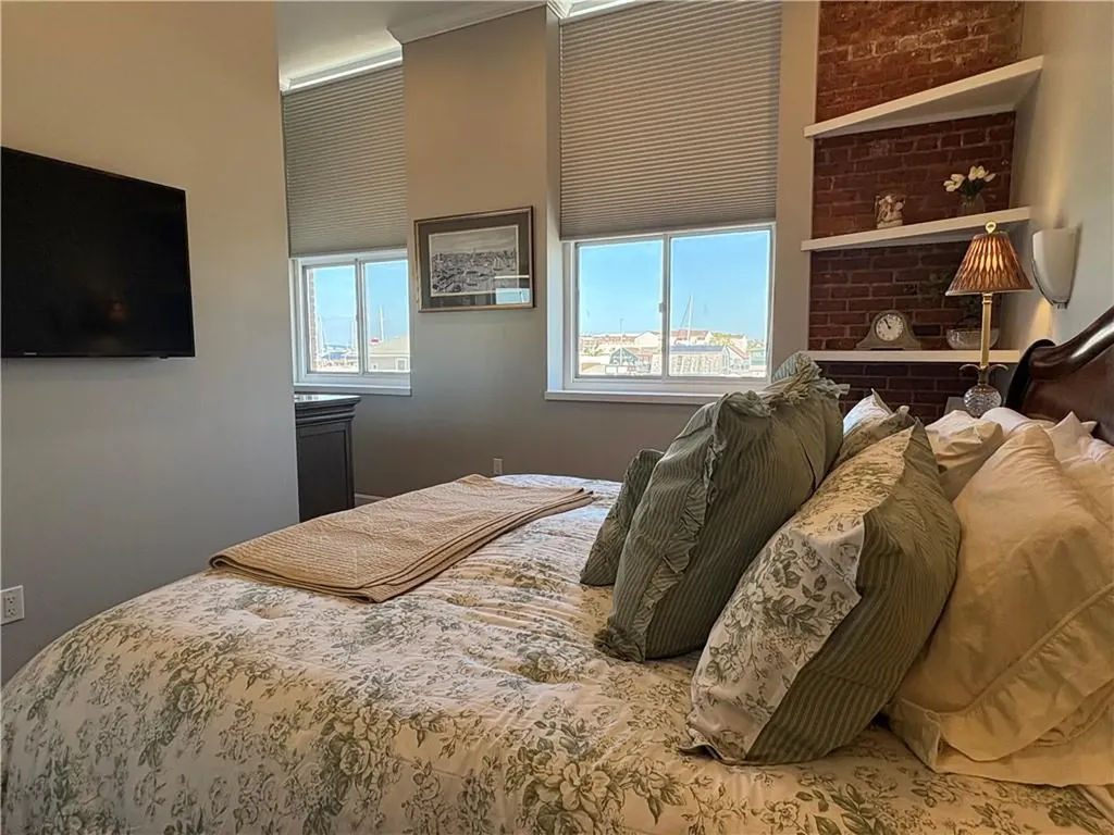 1 Commercial Wharf Newport RI 02840