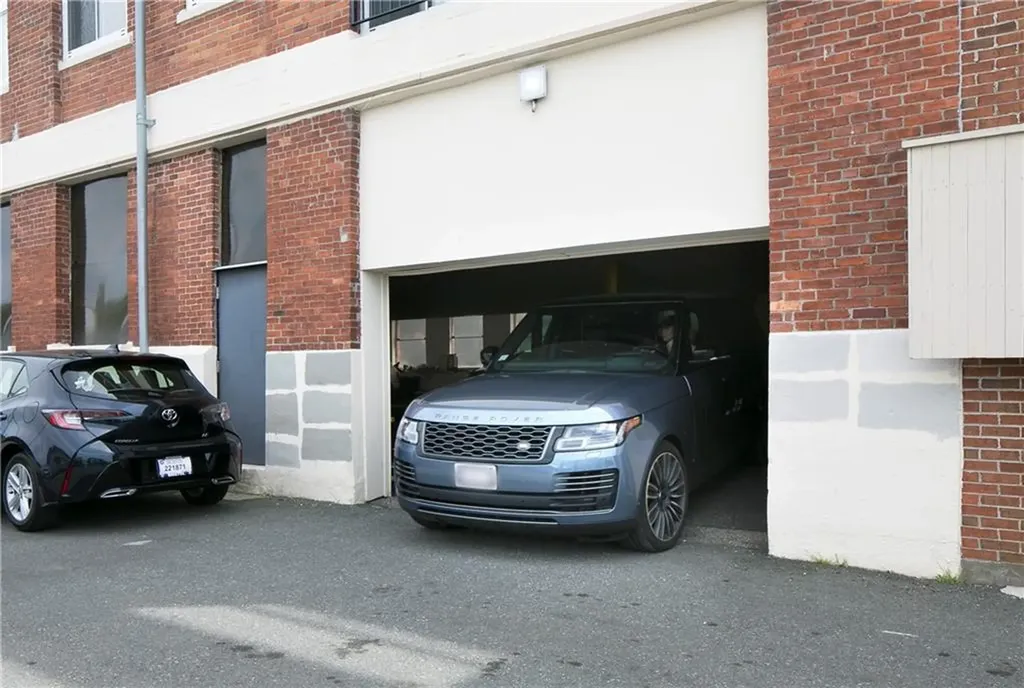 1 Commercial Wharf Newport RI 02840