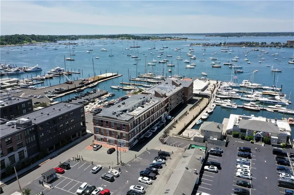 1 Commercial Wharf Newport RI 02840