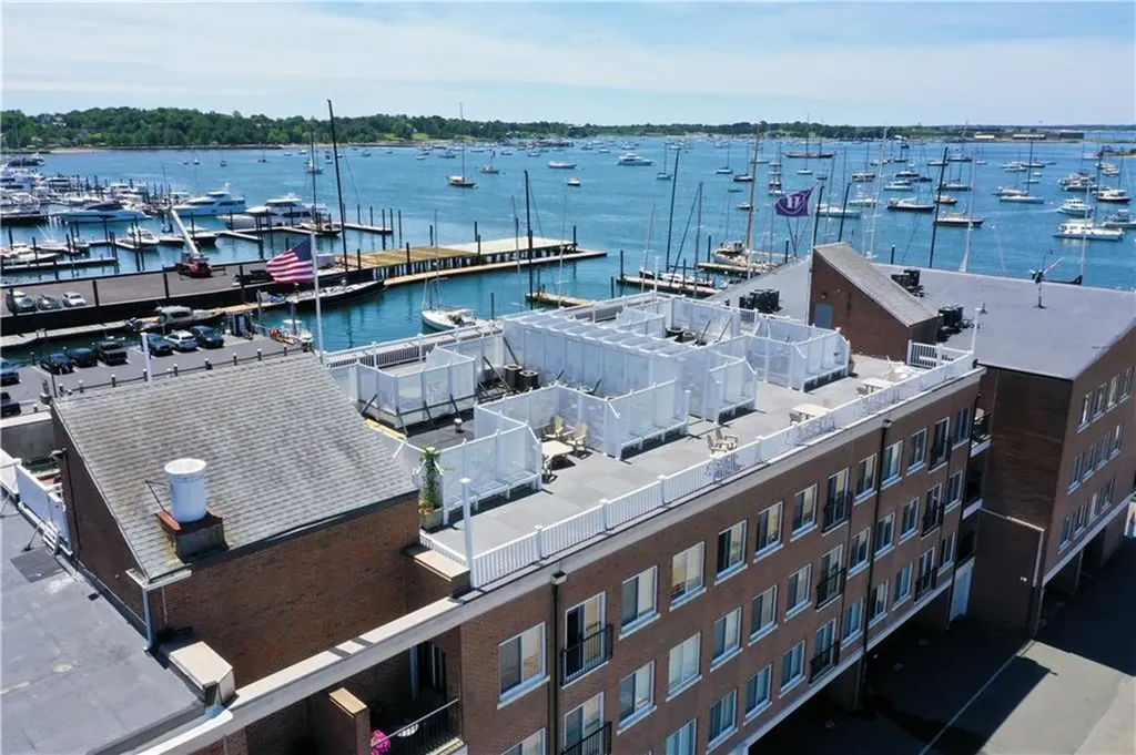 1 Commercial Wharf Newport RI 02840