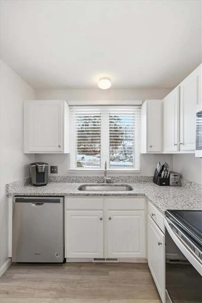 44 Fairway Drive Coventry RI 02816