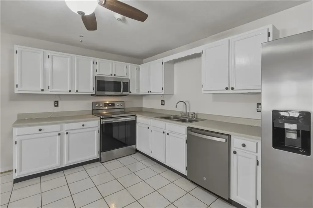 444 Woodward Road North Providence RI 02904