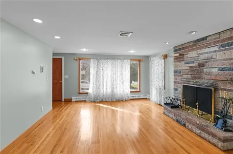 2 Oak Grove Boulevard North Providence RI 02911