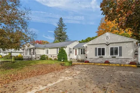 2 Oak Grove Boulevard North Providence RI 02911