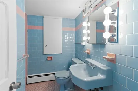 2 Oak Grove Boulevard North Providence RI 02911