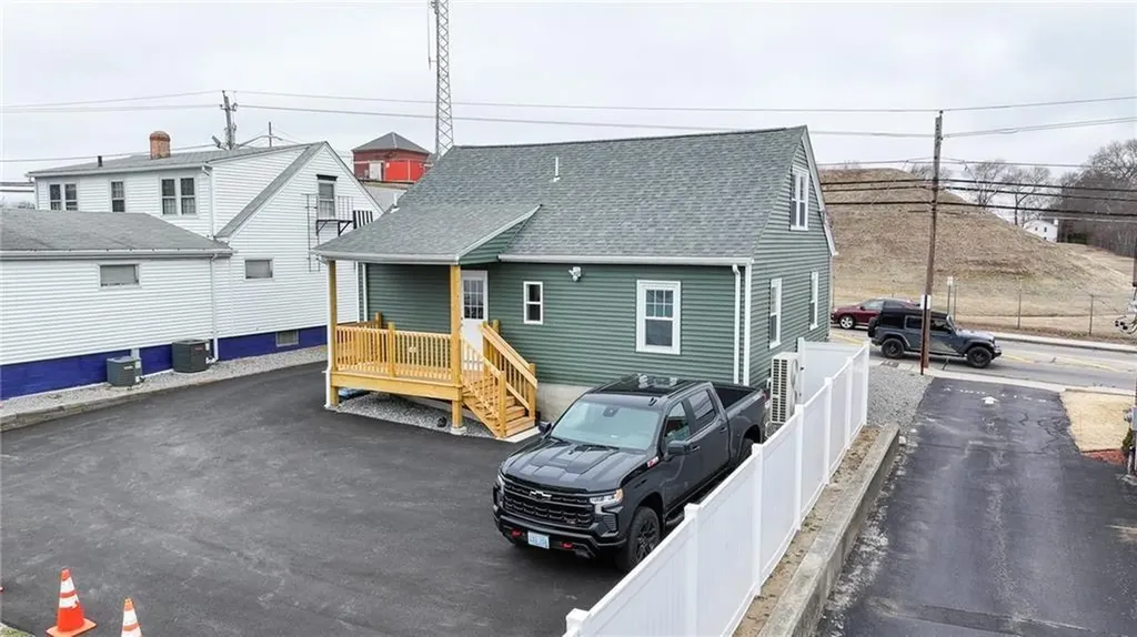 1824 Mineral Spring Avenue North Providence RI 02904