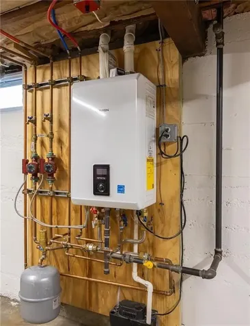 1824 Mineral Spring Avenue North Providence RI 02904