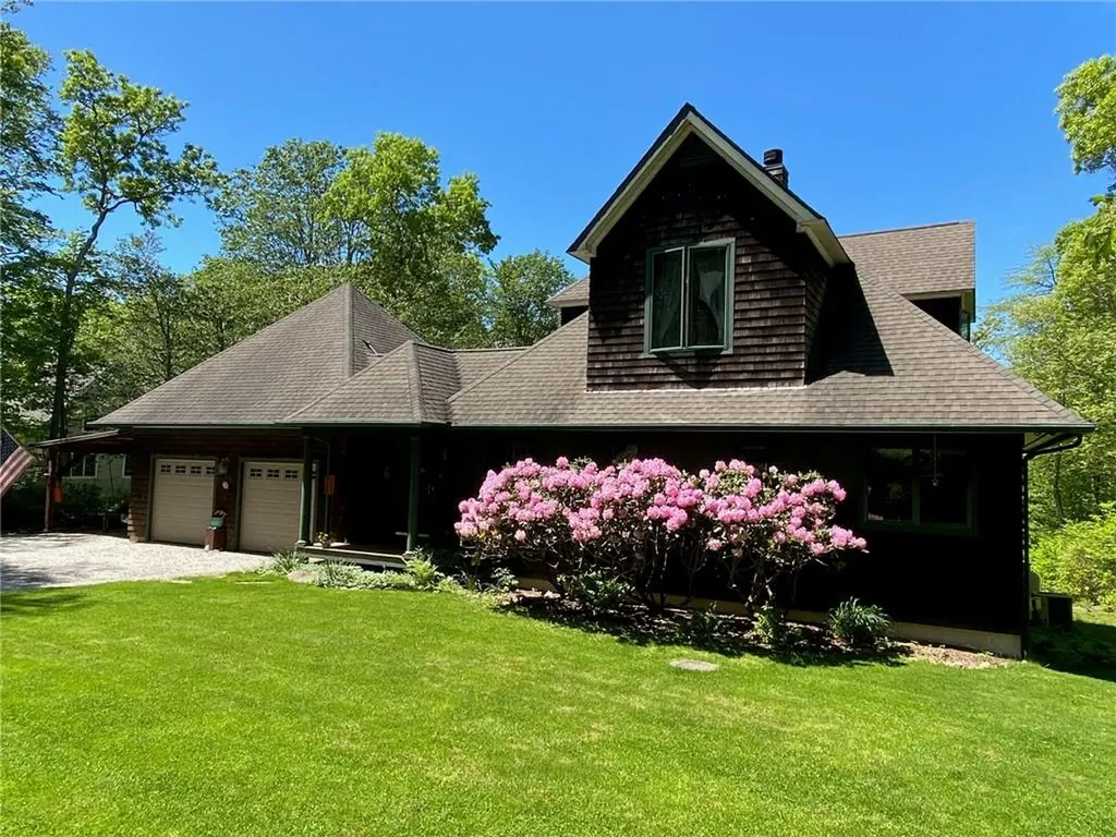 127 Preservation Way Tiverton RI 02878