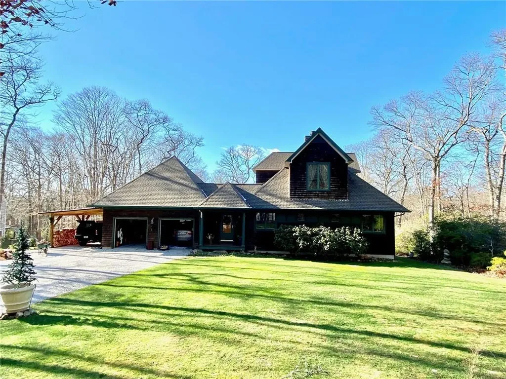 127 Preservation Way Tiverton RI 02878