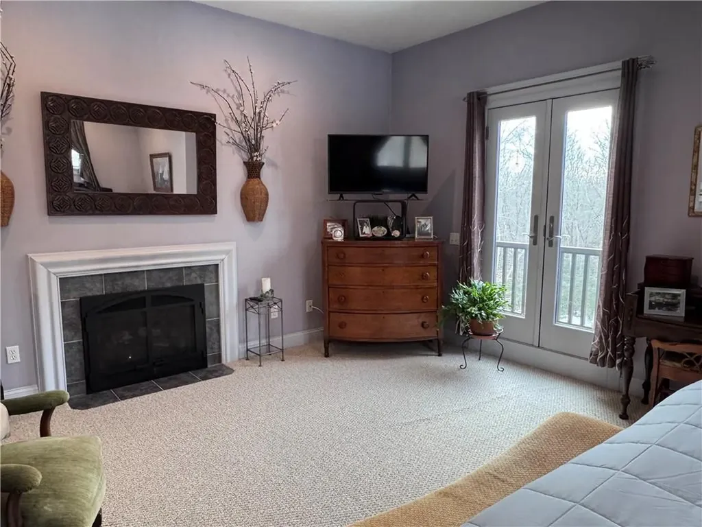 127 Preservation Way Tiverton RI 02878