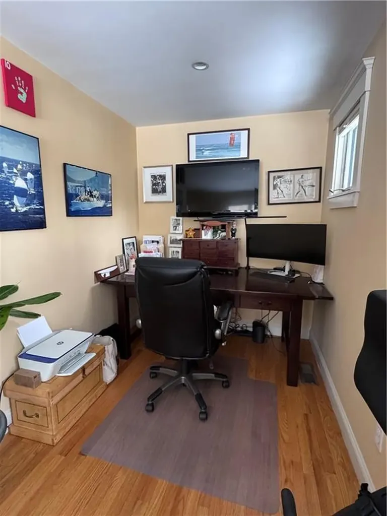 127 Preservation Way Tiverton RI 02878