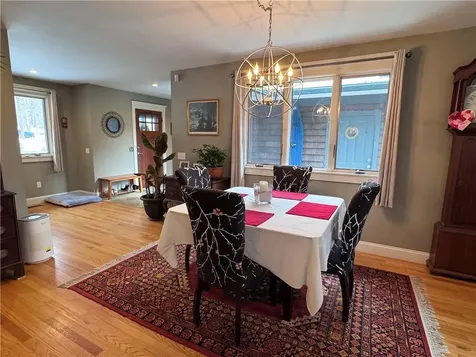 127 Preservation Way Tiverton RI 02878