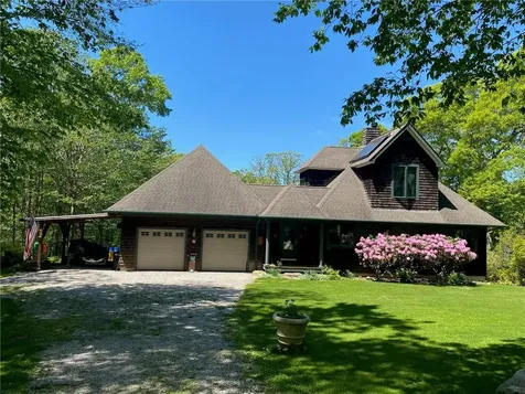 127 Preservation Way Tiverton RI 02878