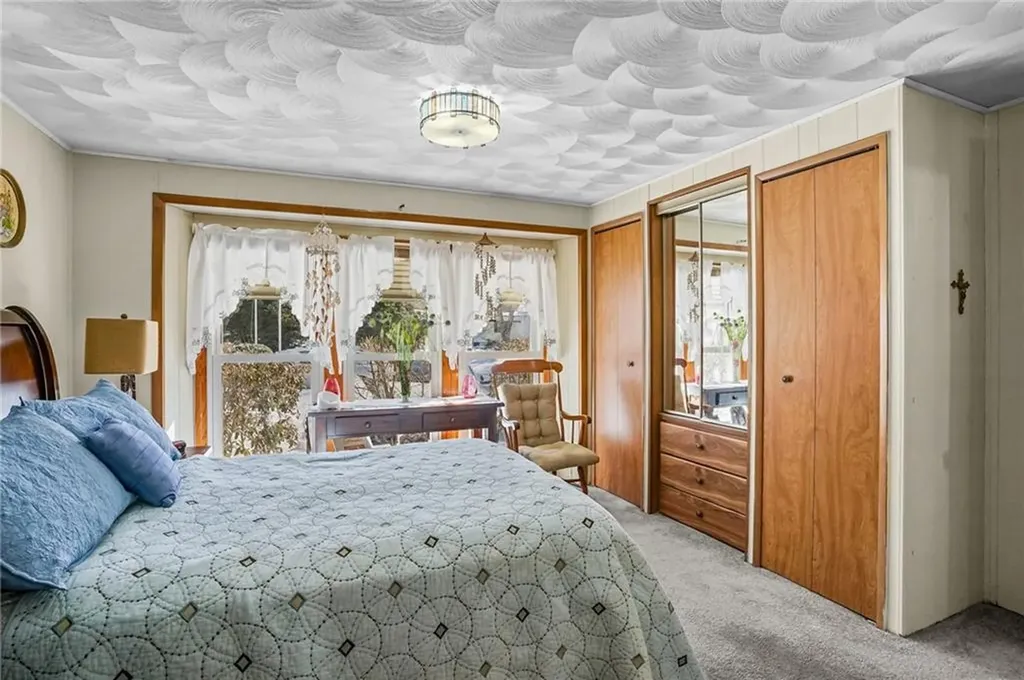 4 Leisure Way Coventry RI 02816