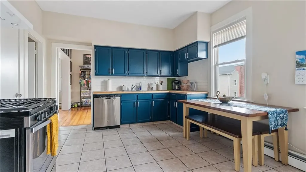 260 Atwells Avenue Providence RI 02903