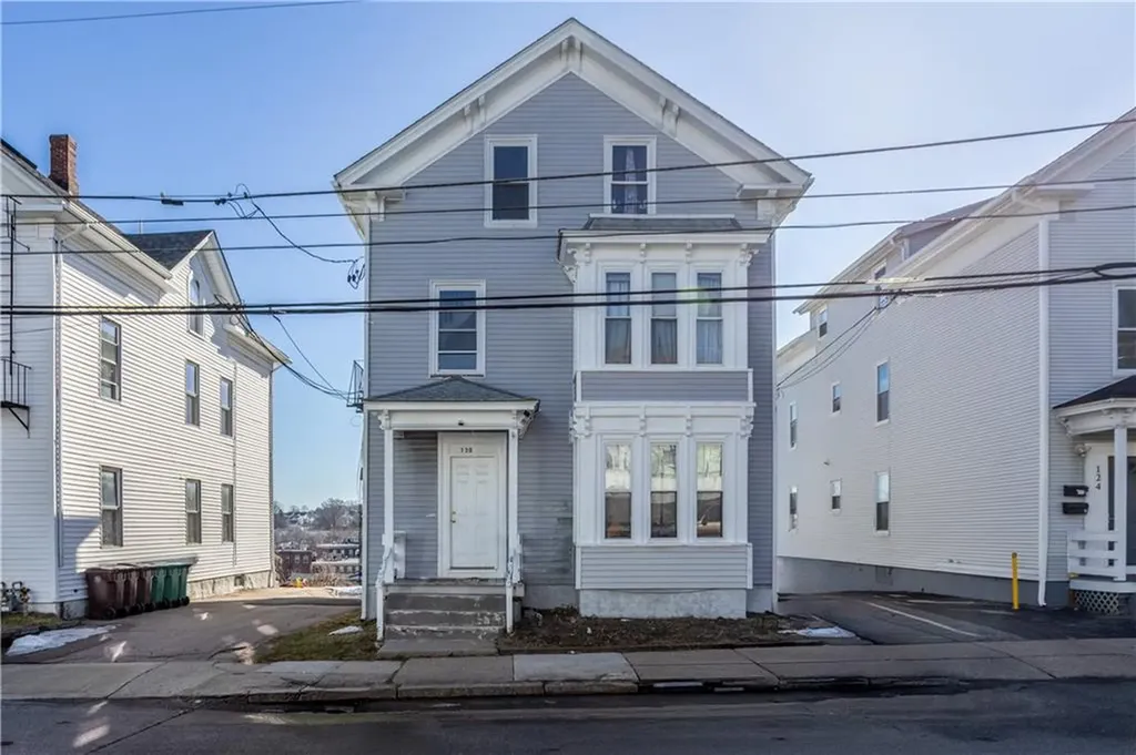 120 East Street Woonsocket RI 02895