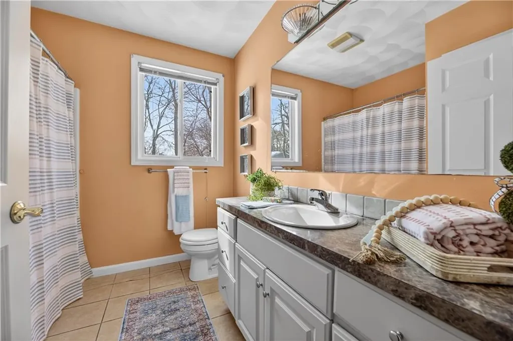 36 Sachem Road Narragansett RI 02882