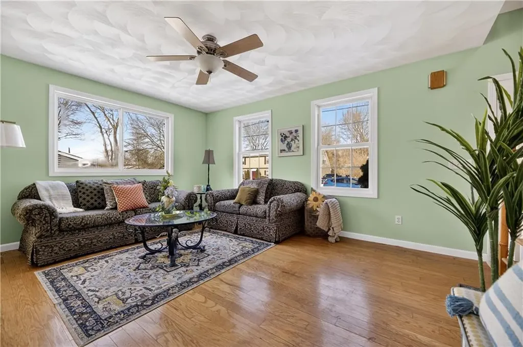 36 Sachem Road Narragansett RI 02882