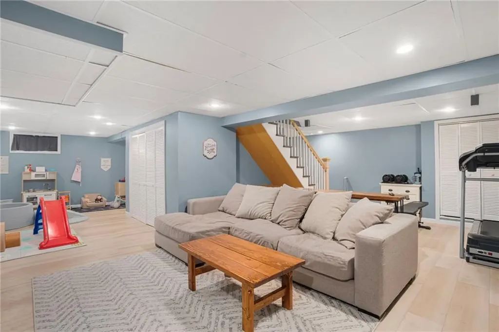 58 Meredith Drive Cranston RI 02920
