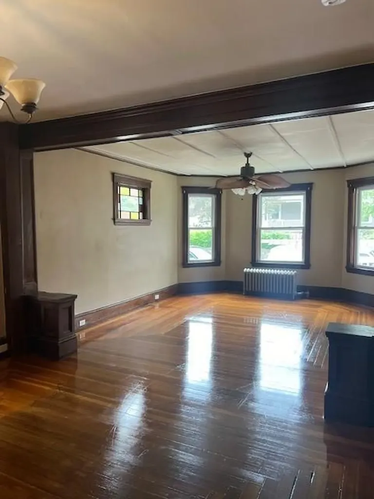 346 Carrington Avenue Woonsocket RI 02895