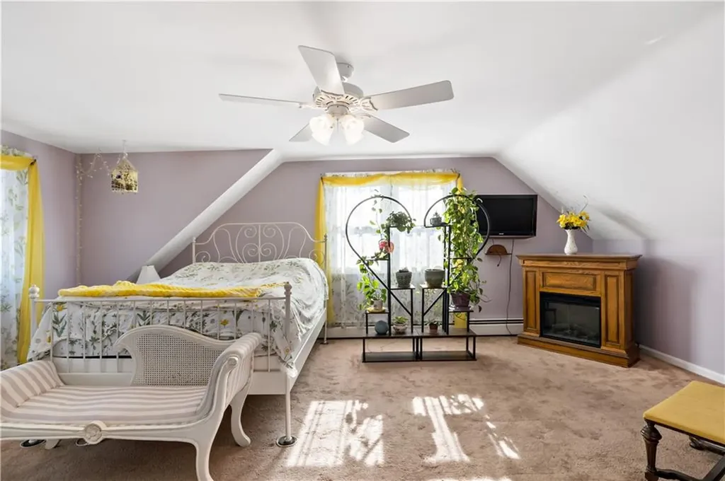 33 Detroit Avenue Warren RI 02885