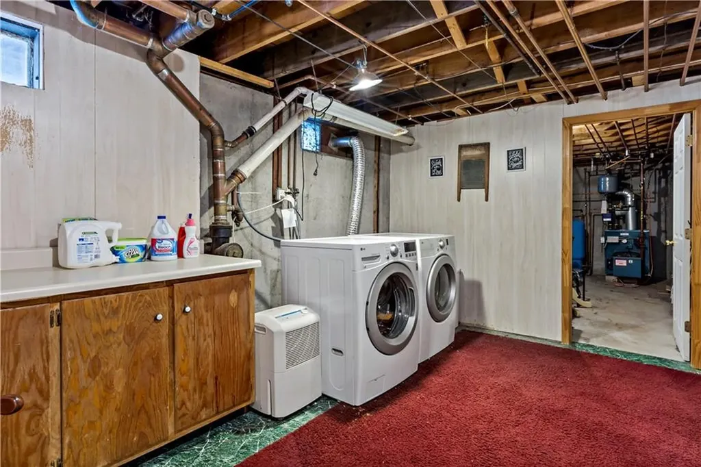 33 Detroit Avenue Warren RI 02885
