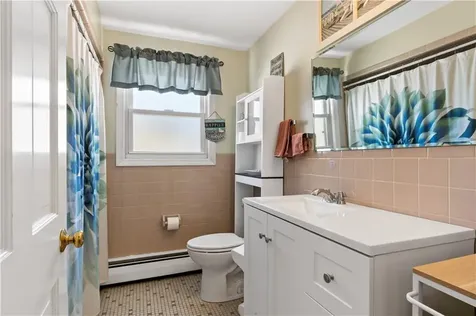 33 Detroit Avenue Warren RI 02885