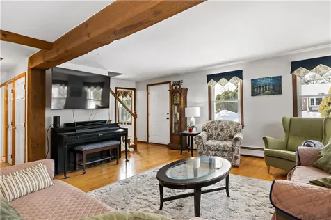 33 Detroit Avenue Warren RI 02885