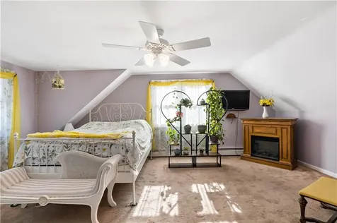 33 Detroit Avenue Warren RI 02885