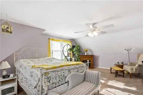 33 Detroit Avenue Warren RI 02885