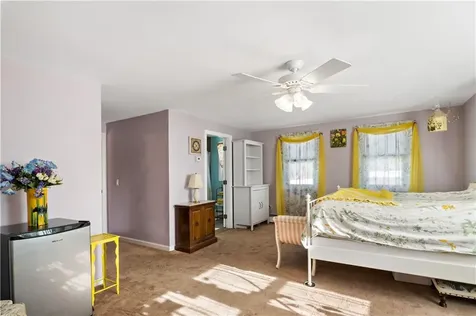 33 Detroit Avenue Warren RI 02885