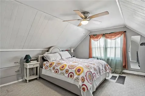 33 Detroit Avenue Warren RI 02885