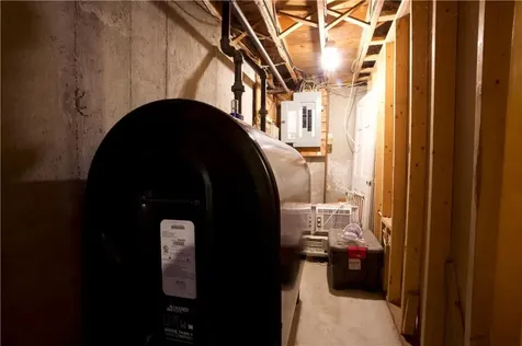 33 Detroit Avenue Warren RI 02885