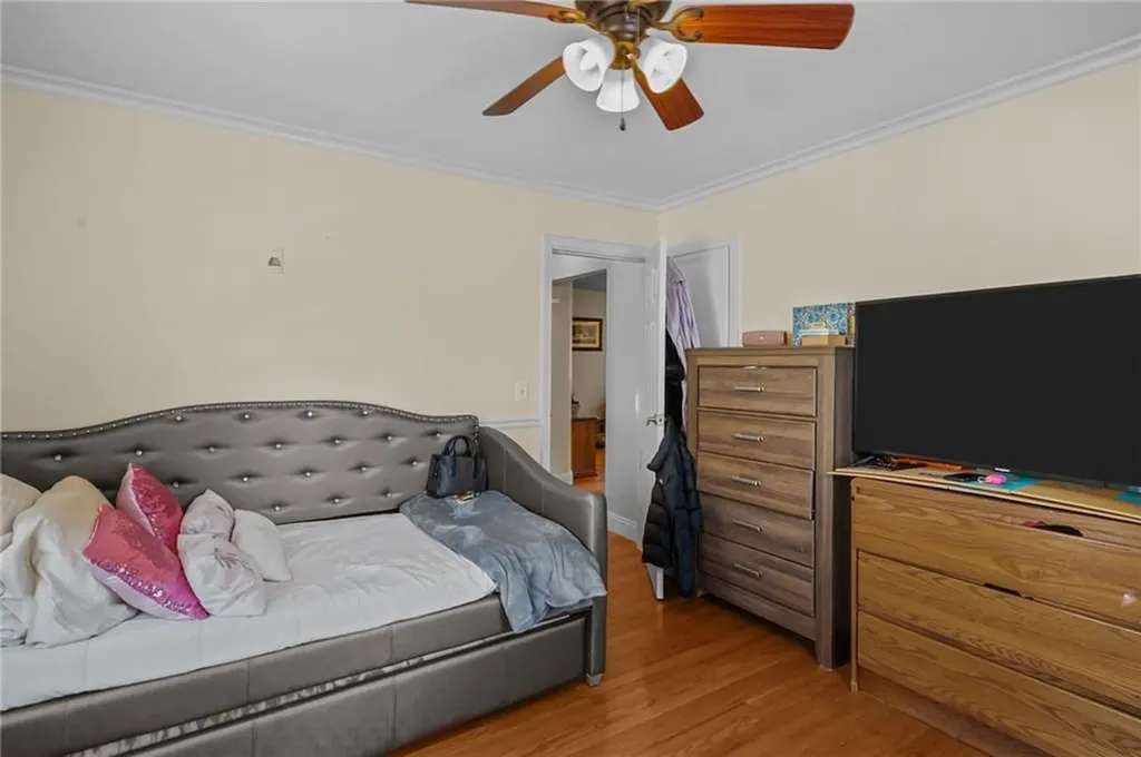 30 Lark Avenue Cranston RI 02920