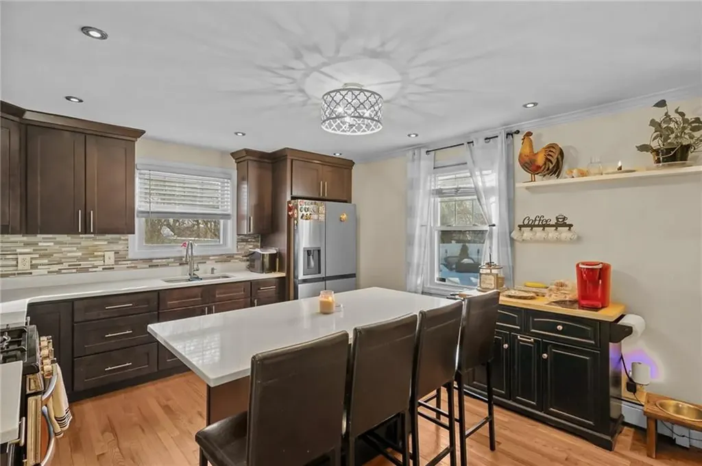 30 Lark Avenue Cranston RI 02920