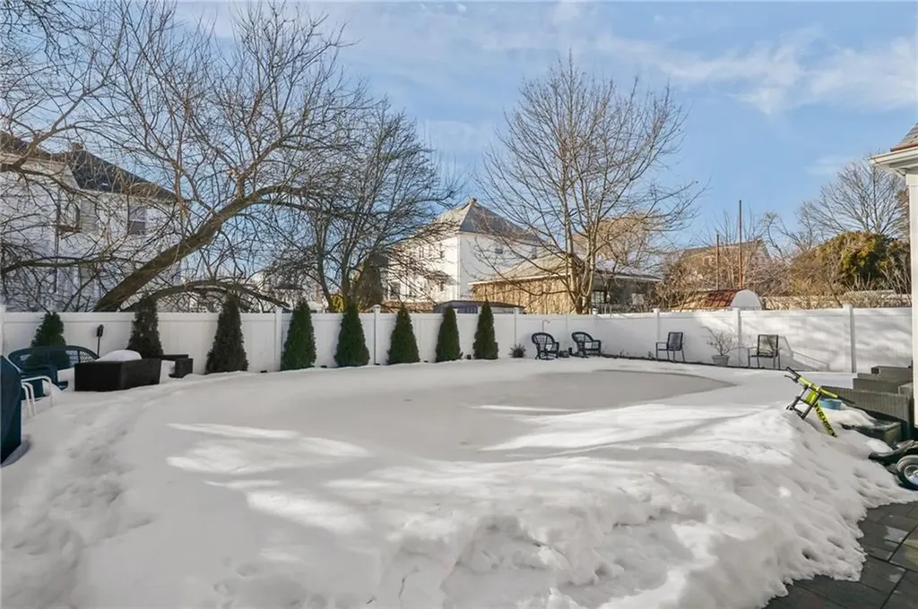 30 Lark Avenue Cranston RI 02920