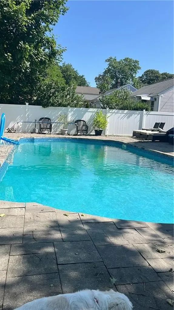 30 Lark Avenue Cranston RI 02920