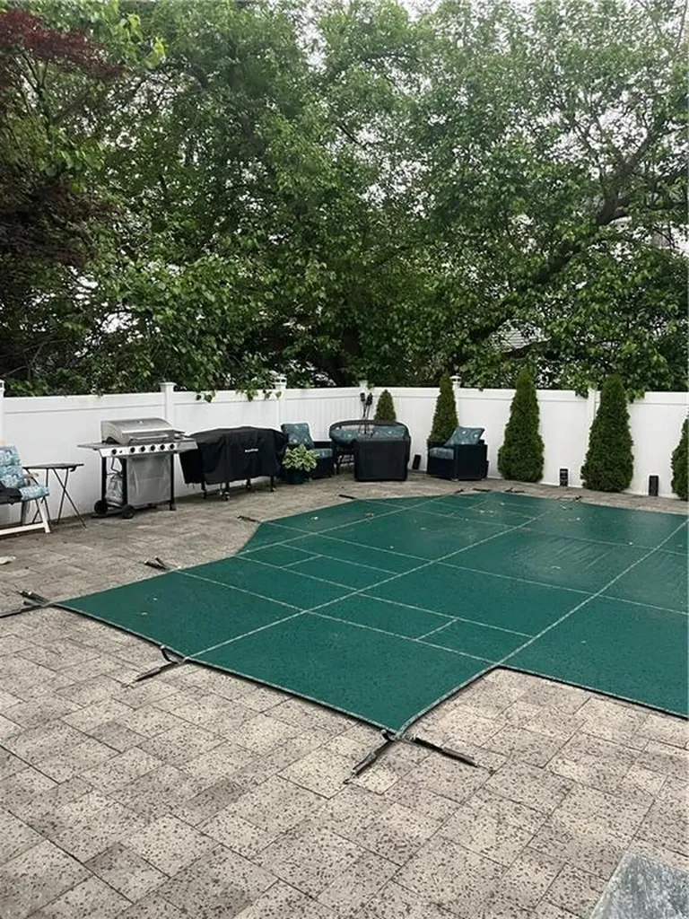 30 Lark Avenue Cranston RI 02920