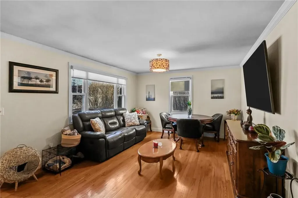 30 Lark Avenue Cranston RI 02920