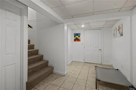 30 Lark Avenue Cranston RI 02920