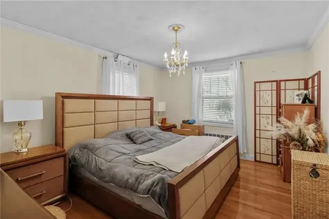 30 Lark Avenue Cranston RI 02920