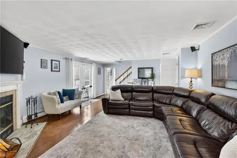 4 Nicole Lane Johnston RI 02919