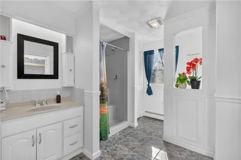 4 Nicole Lane Johnston RI 02919