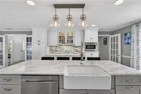 4 Nicole Lane Johnston RI 02919